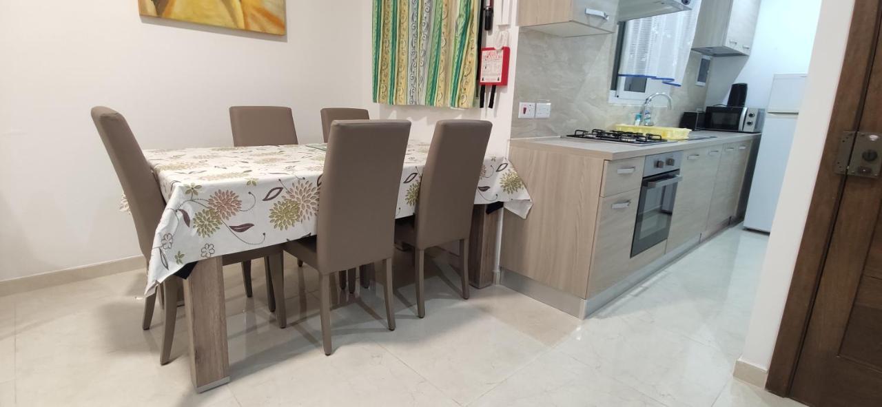 One Bed Room Apartment With Terrace Marsaskala Exteriör bild