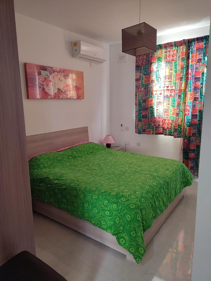 One Bed Room Apartment With Terrace Marsaskala Exteriör bild